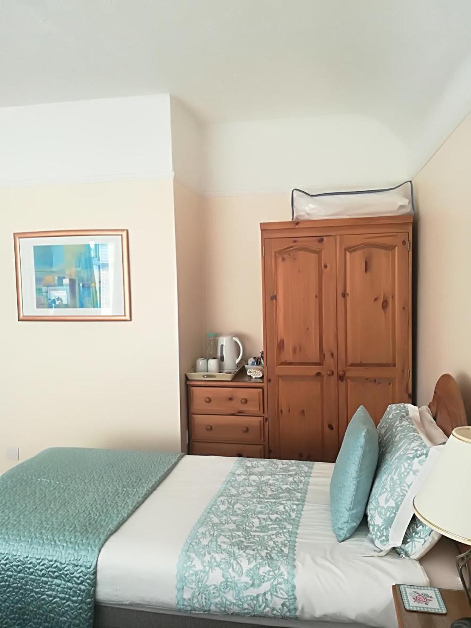Beech Lodge Guest House Нью Милтон Экстерьер фото
